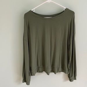 Old navy green loss long sleeve shirt